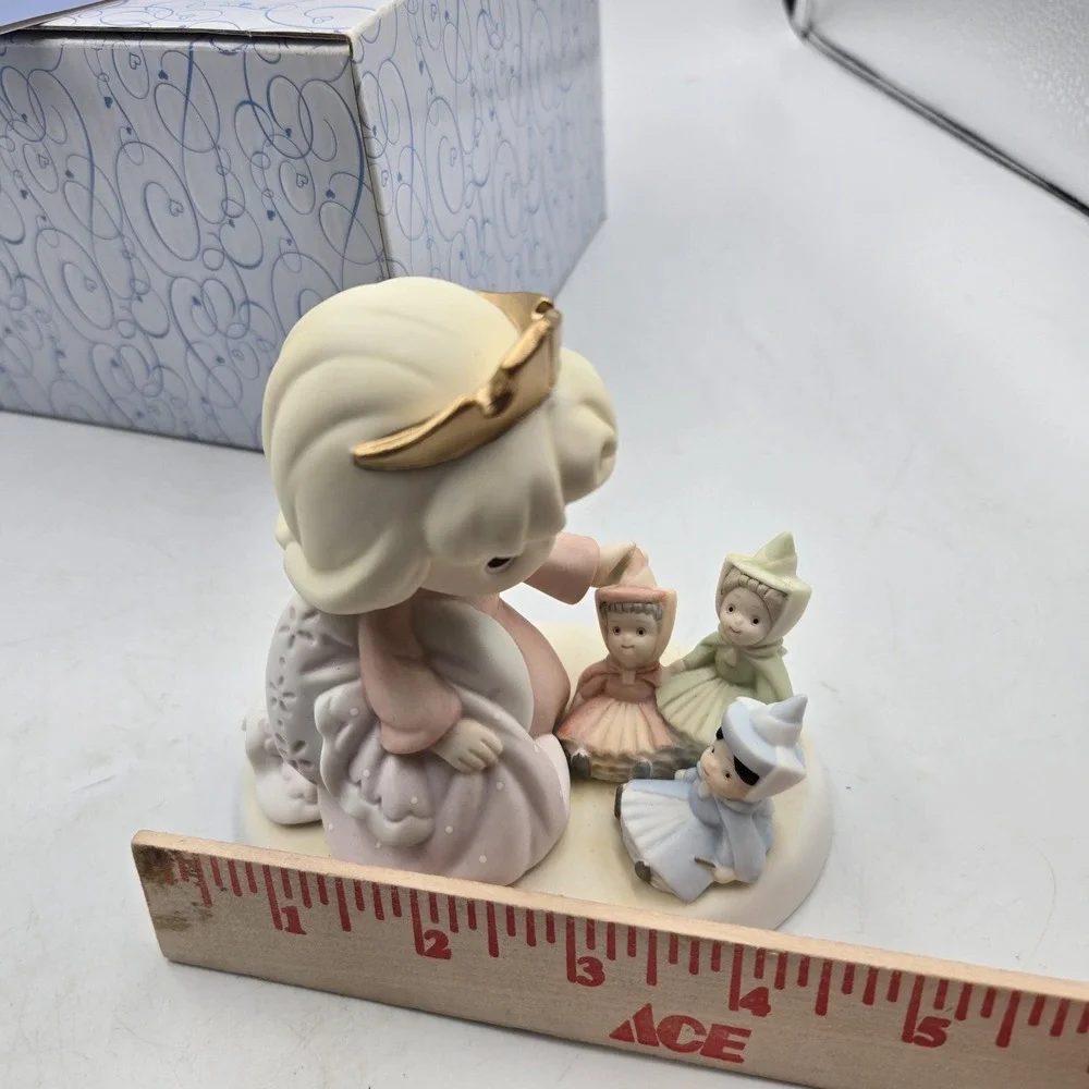 Precious Moments mint box